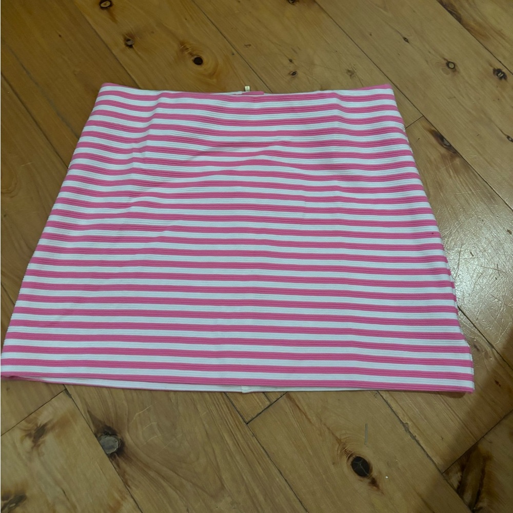 Lilly Pulitzer striped pink mini skirt. Size 0.